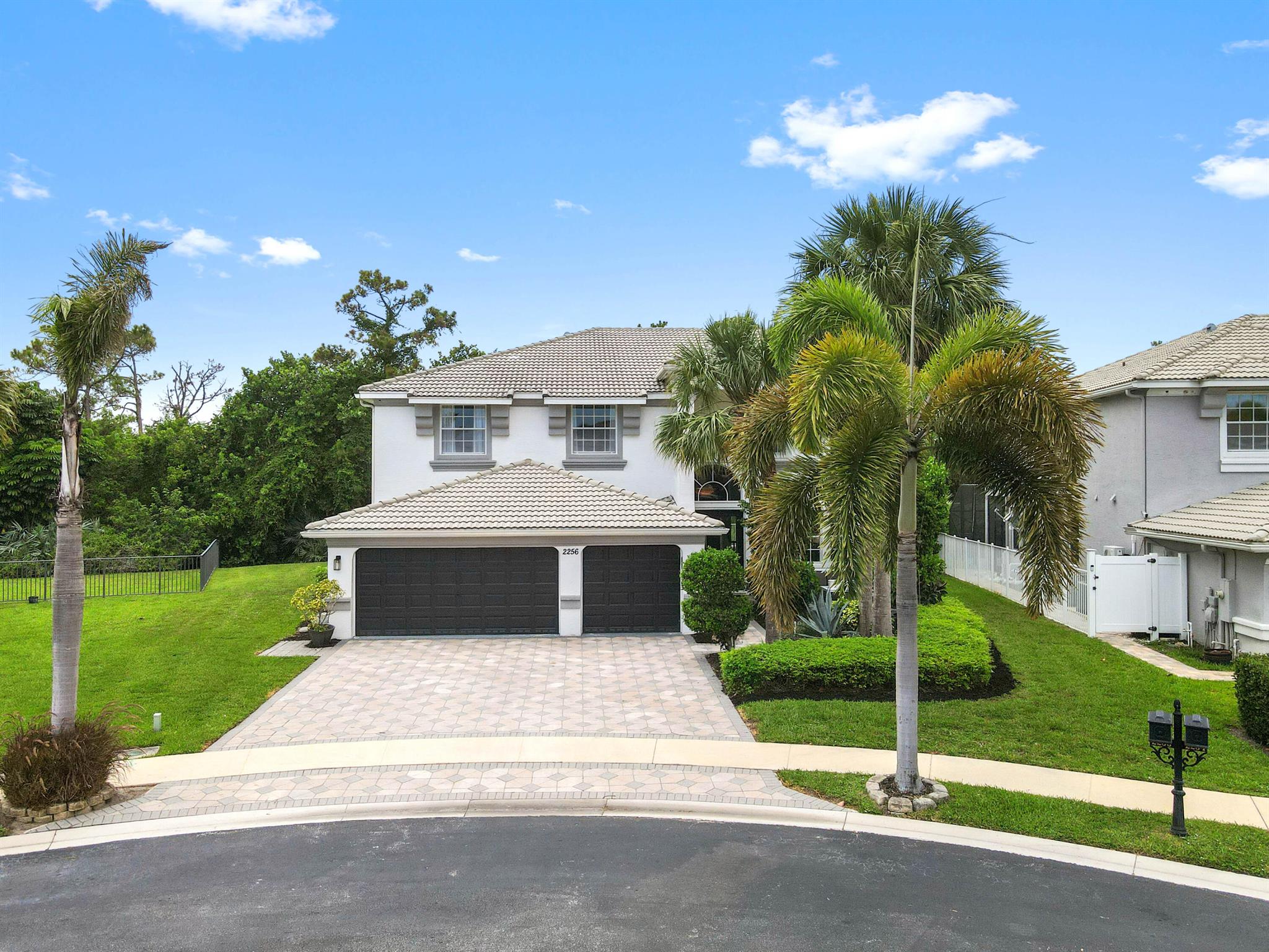 2256 Ridgewood Court