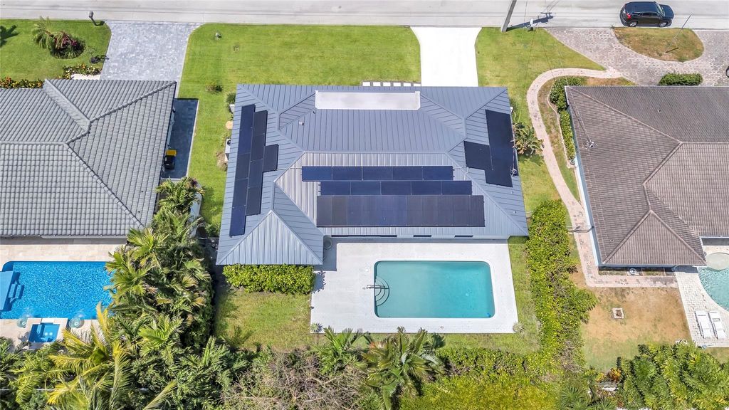 Photo of 832 Appleby St, Boca Raton, FL 33487 (MLS # F10502640)