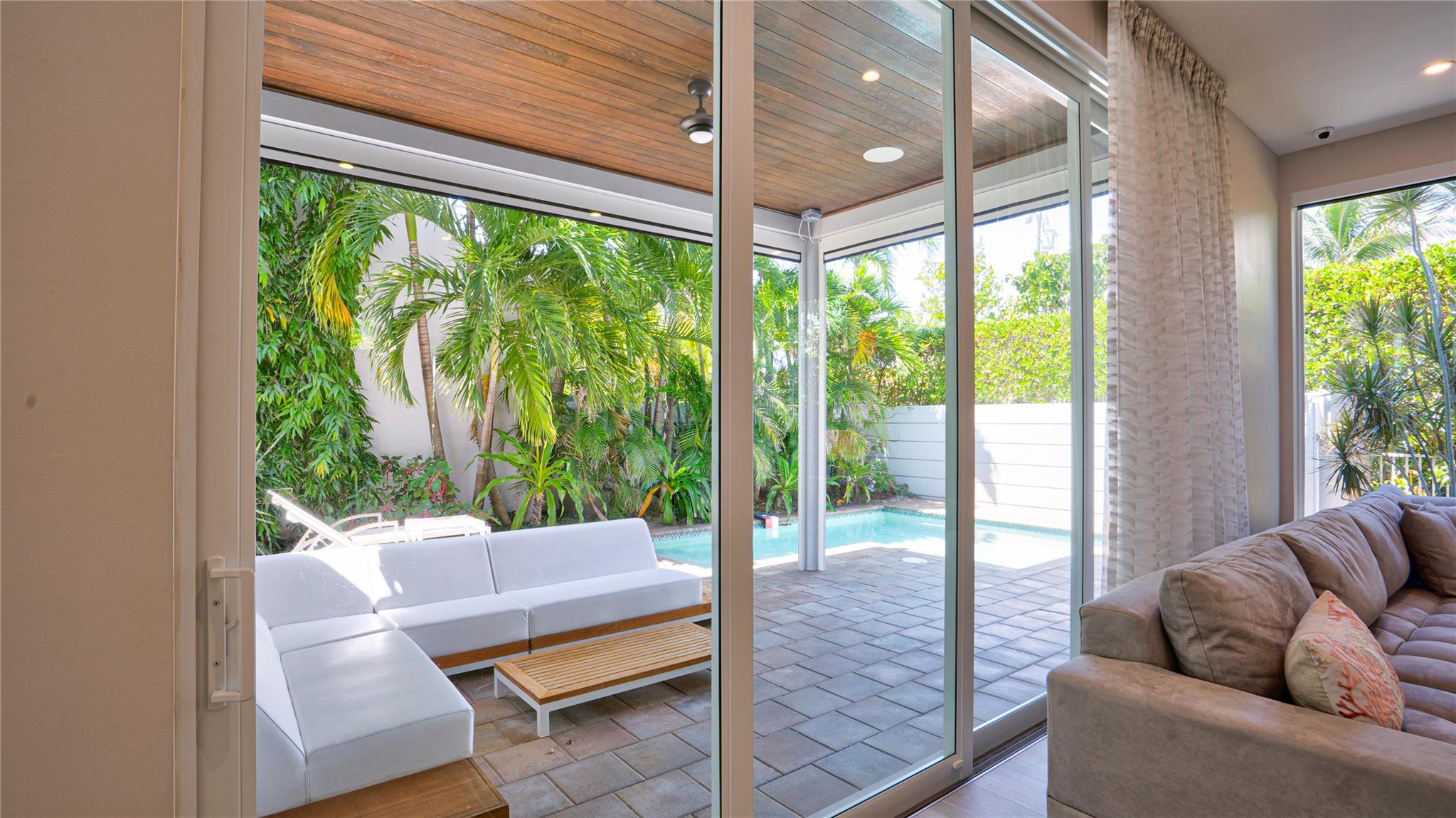 Lauderdale Beach Ext - Residential