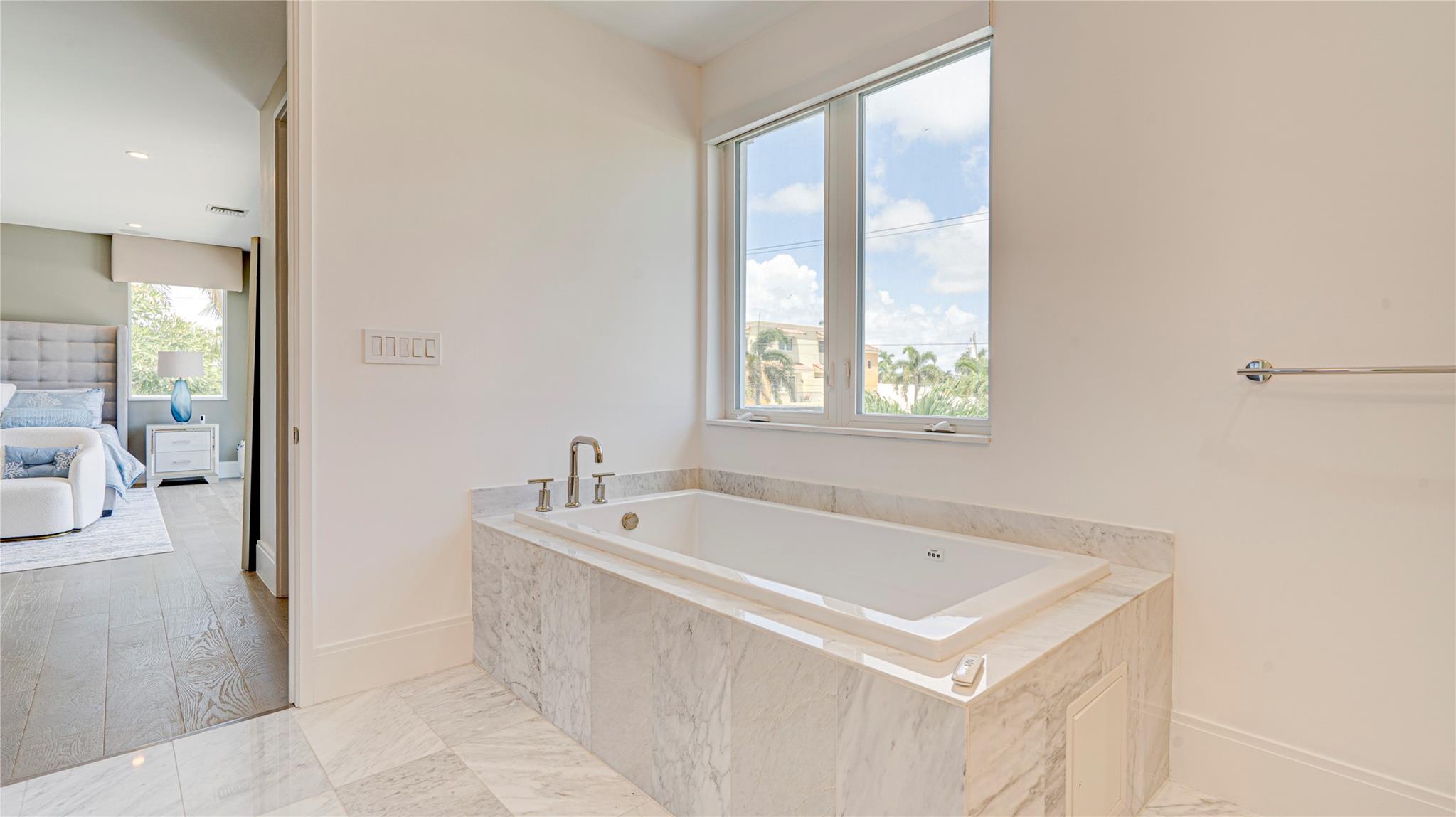 Lauderdale Beach Ext - Residential