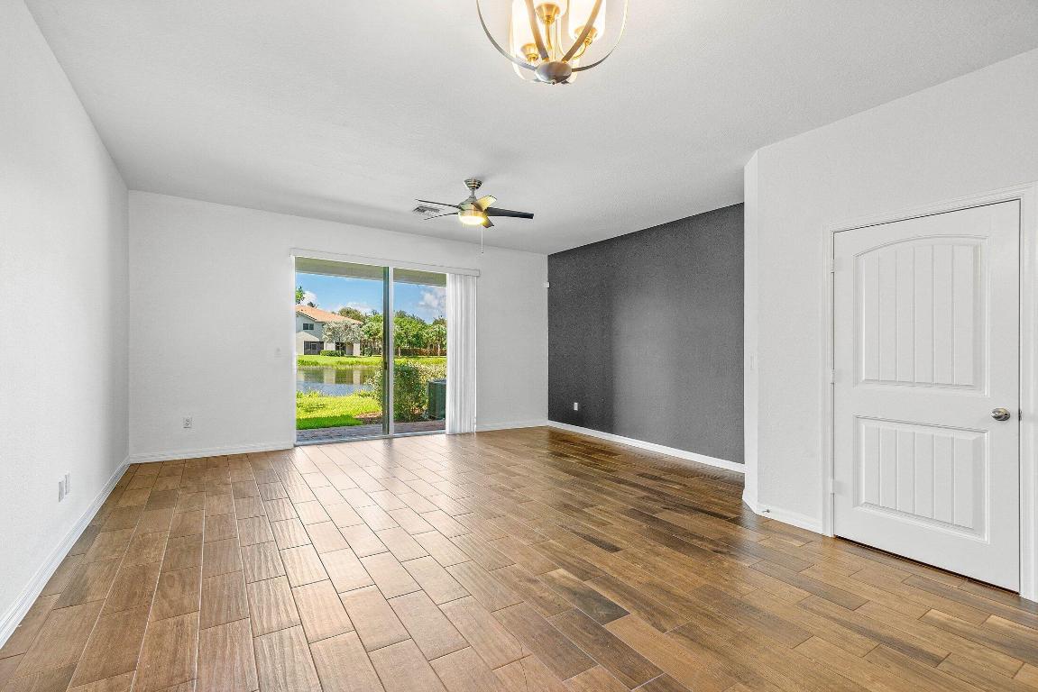 WATERVILLE - Residential Lease