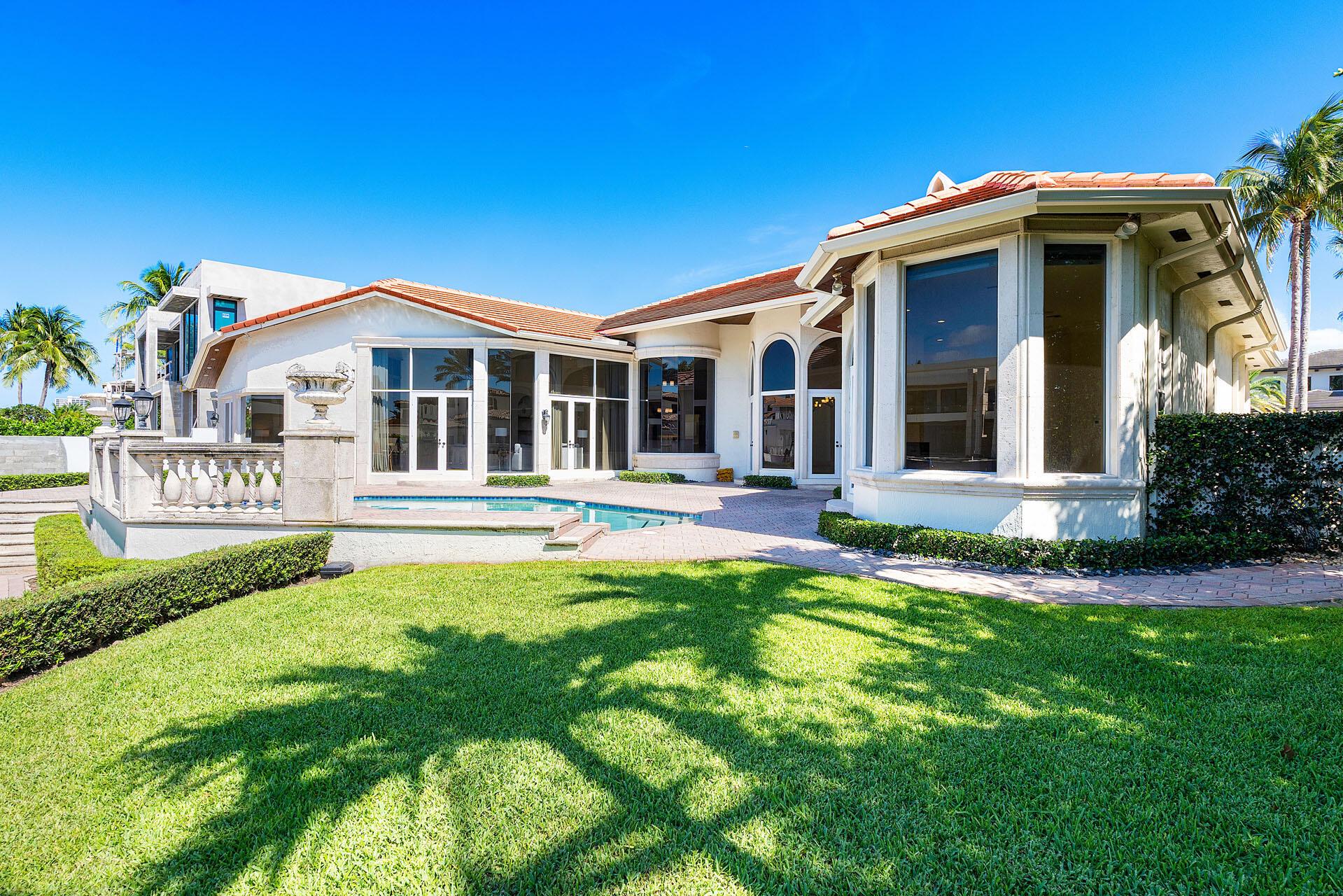 ROYAL PALM YACHT & COUNTR - Residential