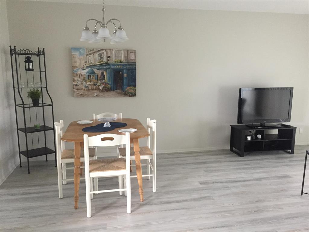 CRESTHAVEN VILLAS COND NO 31 - Residential