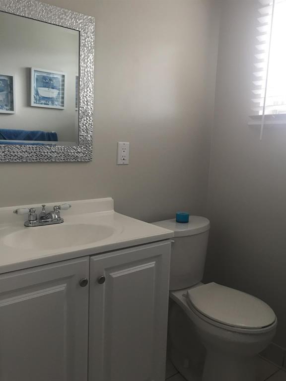 CRESTHAVEN VILLAS COND NO 31 - Residential