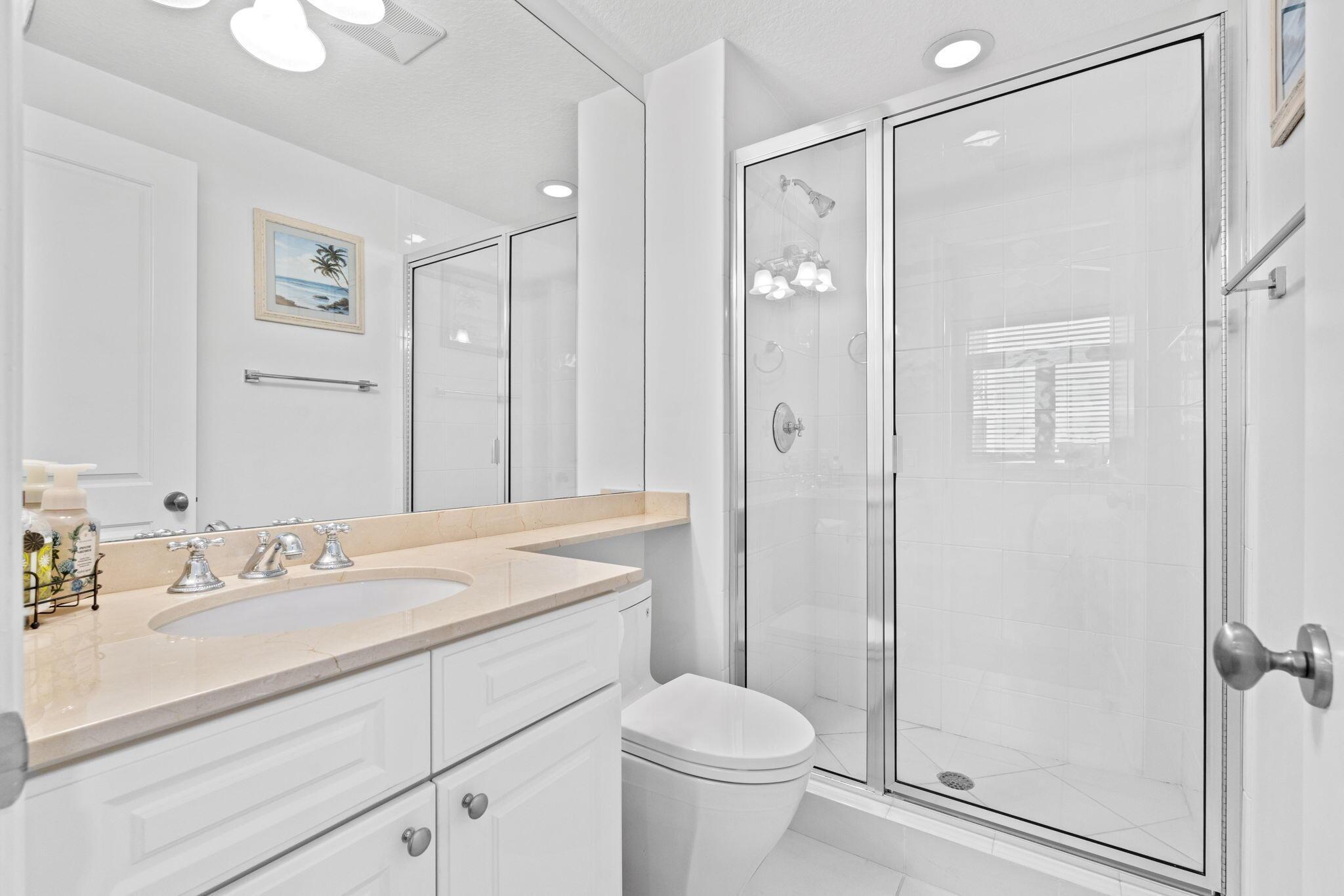 OLDE VILLAGE POINTE CONDO - Residential