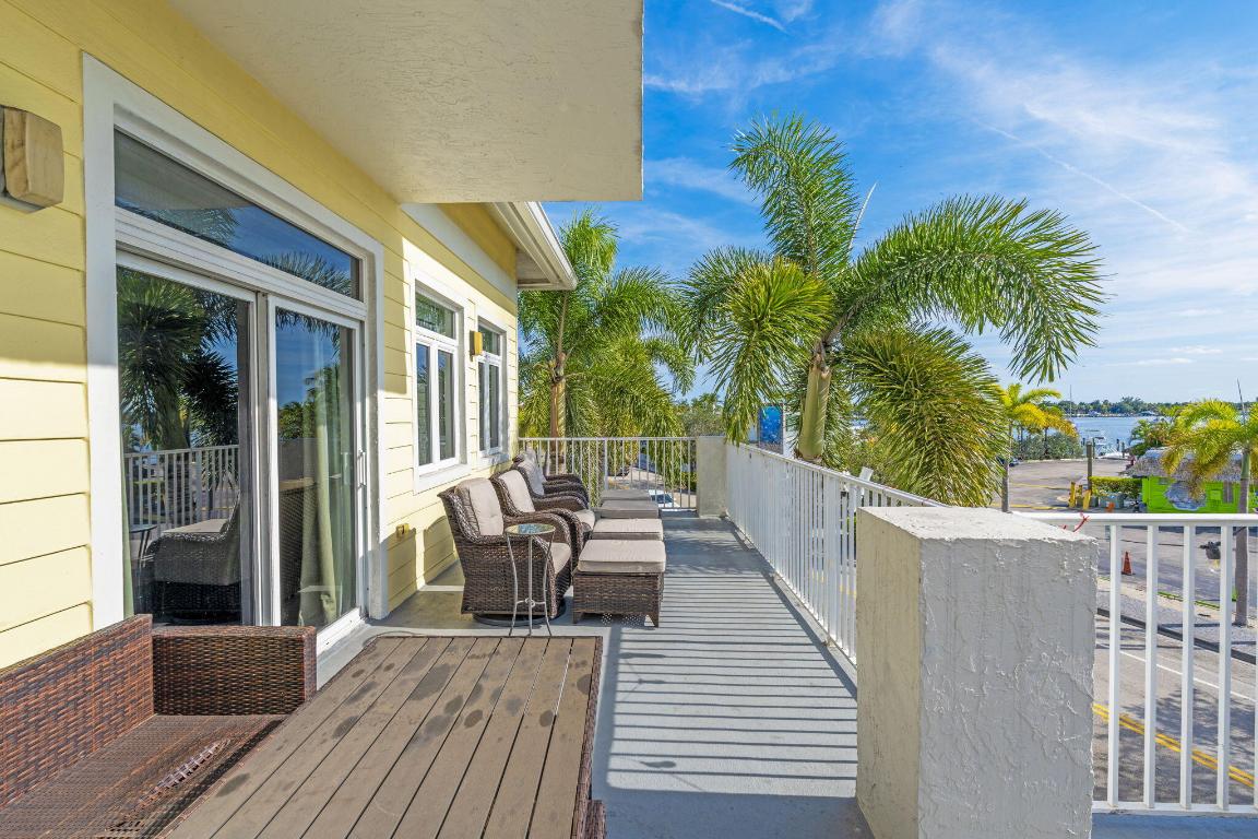 OLDE VILLAGE POINTE CONDO - Residential