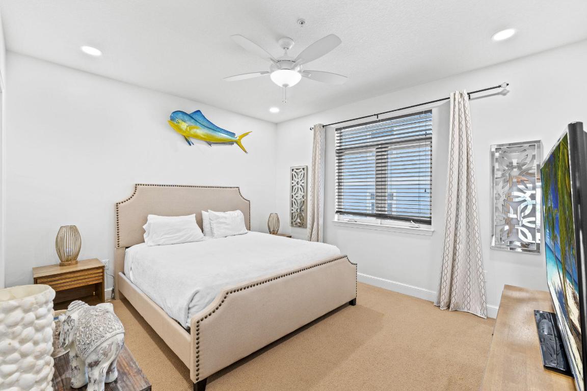 OLDE VILLAGE POINTE CONDO - Residential