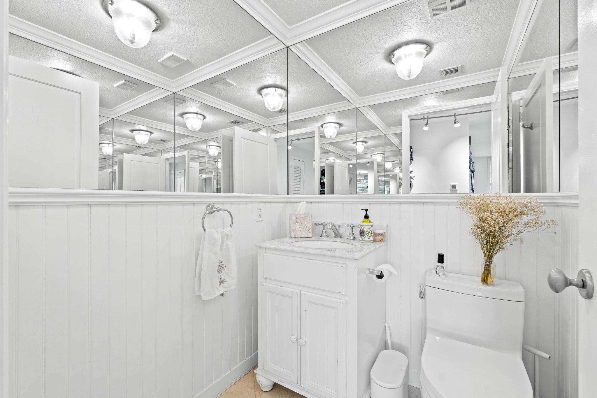 OLDE VILLAGE POINTE CONDO - Residential