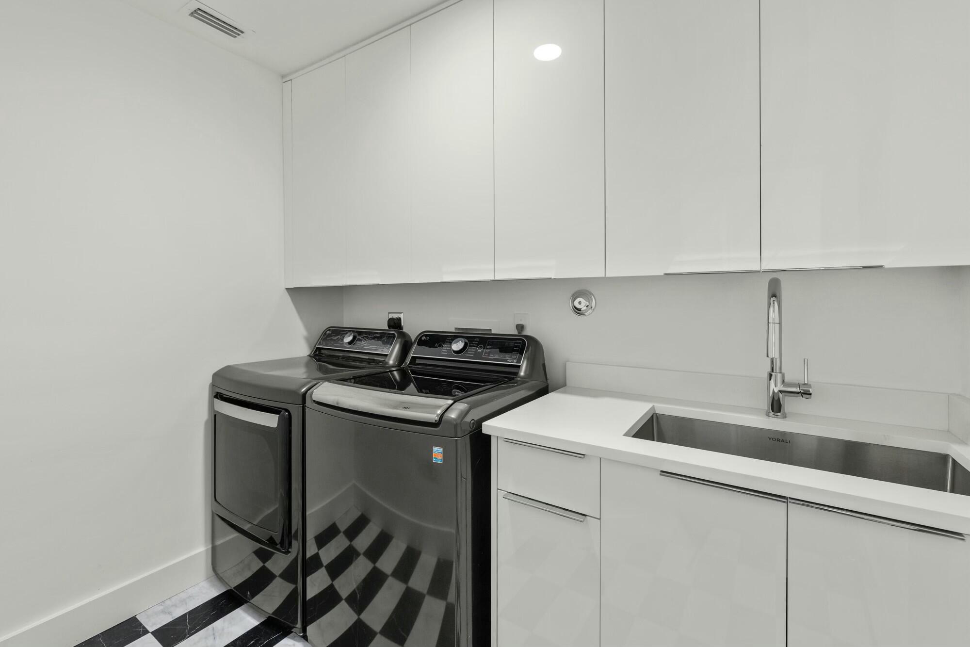 Shady Oaks - Residential