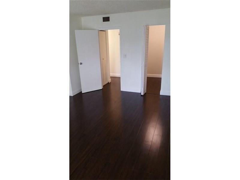 Woodside Apartments - Residential