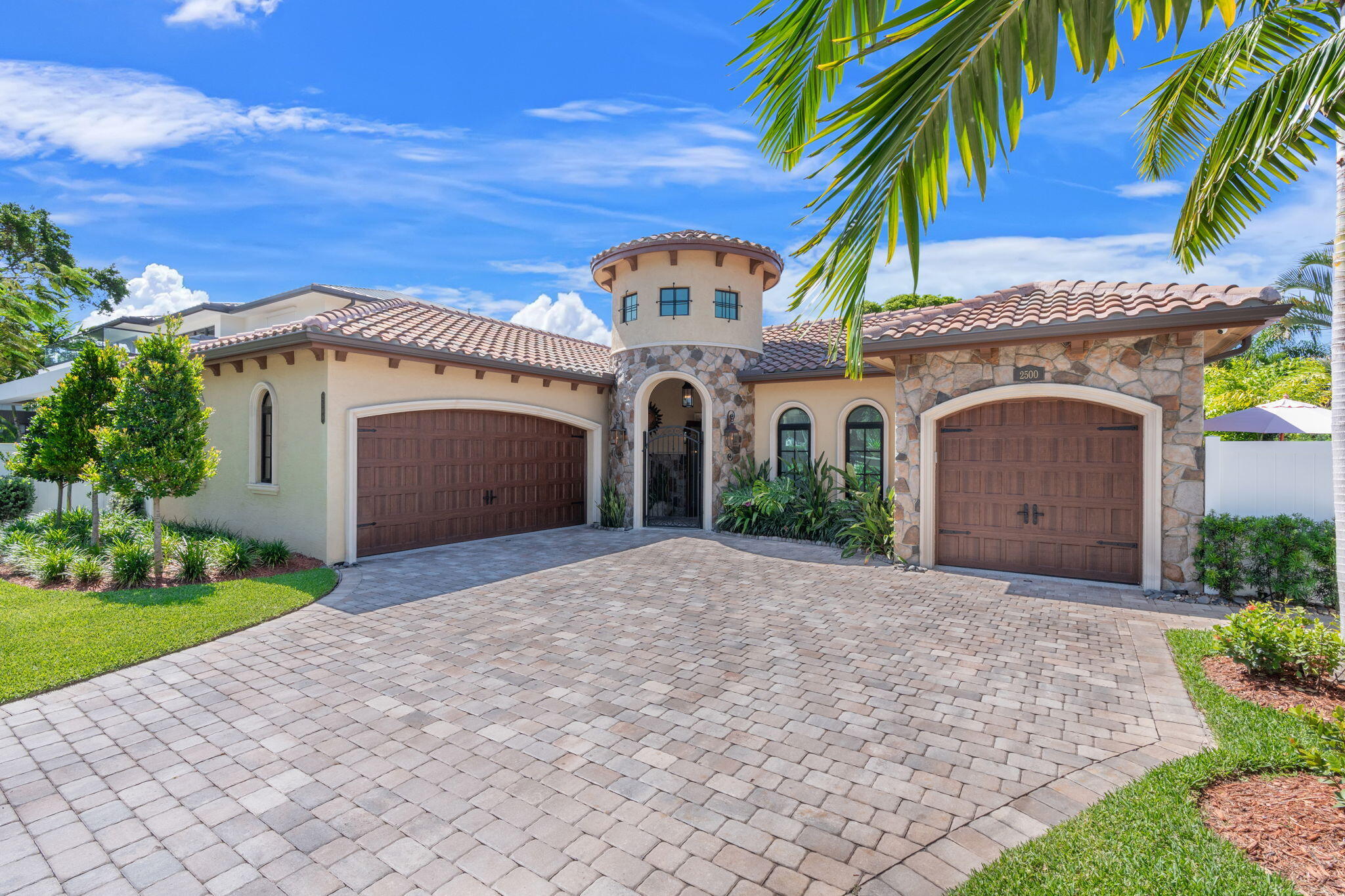 2500 NE 14th Street