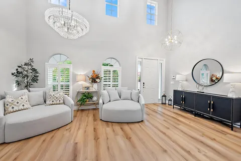 111 Manor Circle, Jupiter, FL 33458 - MLS#: R11047218