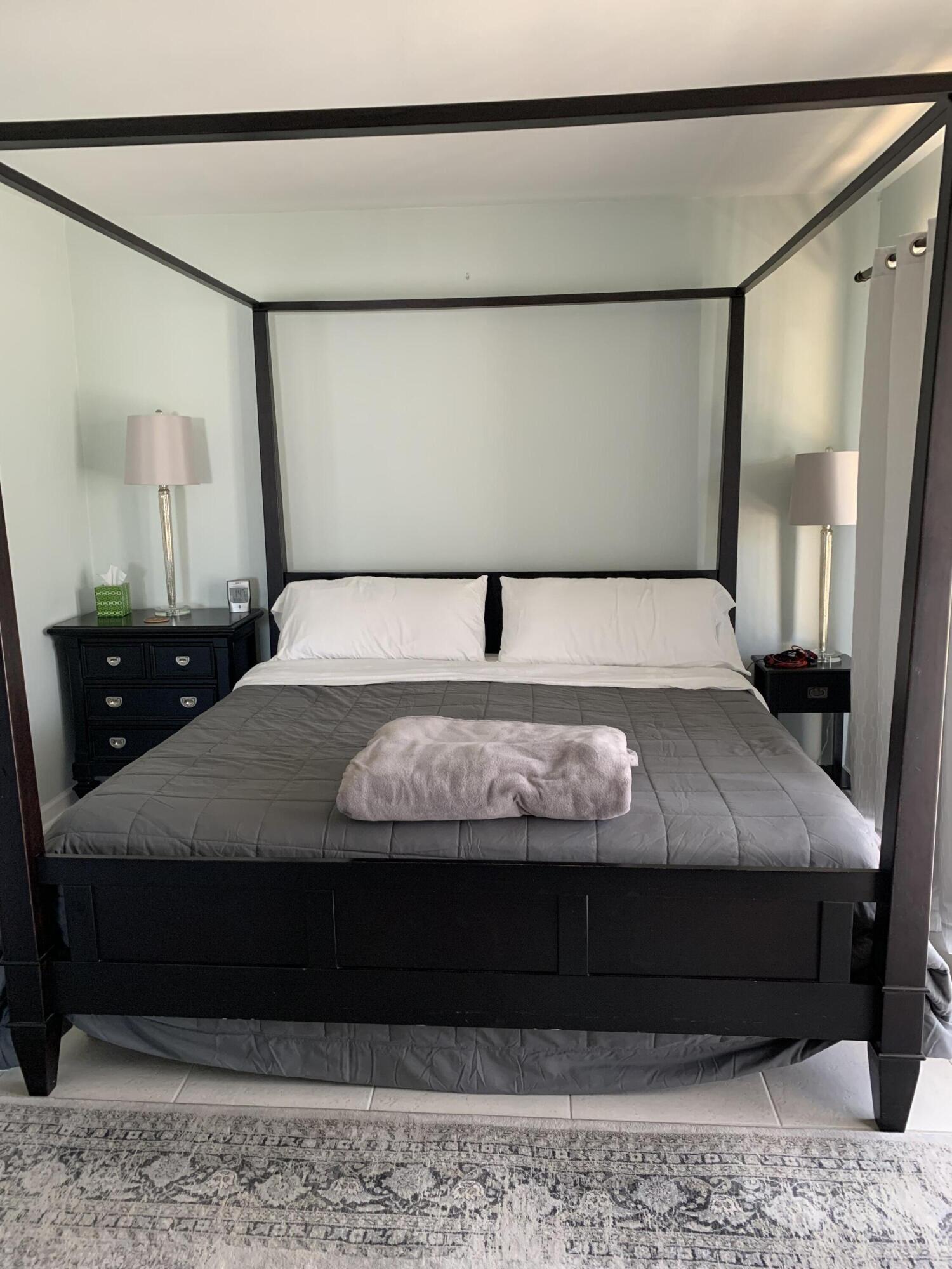 ST JAMES CONDO - Residential Lease