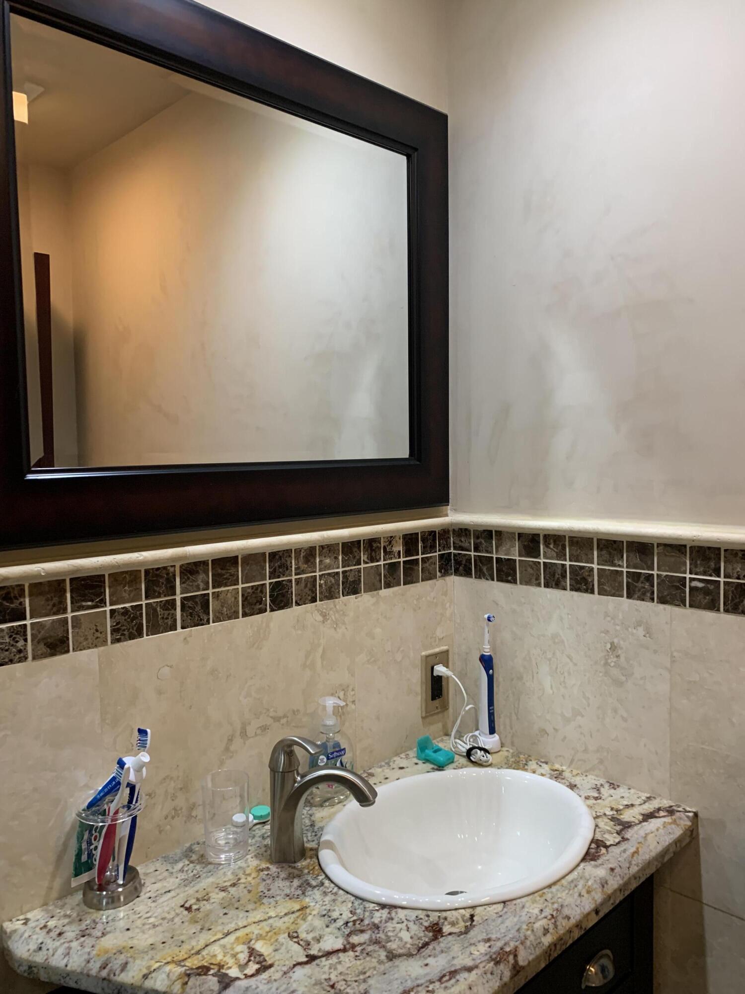 ST JAMES CONDO - Residential Lease