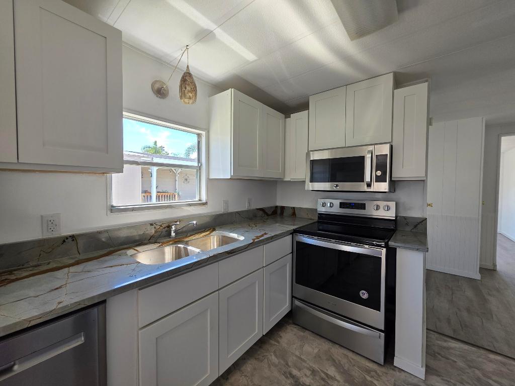 Spanish Lakes Golf Village - Residential