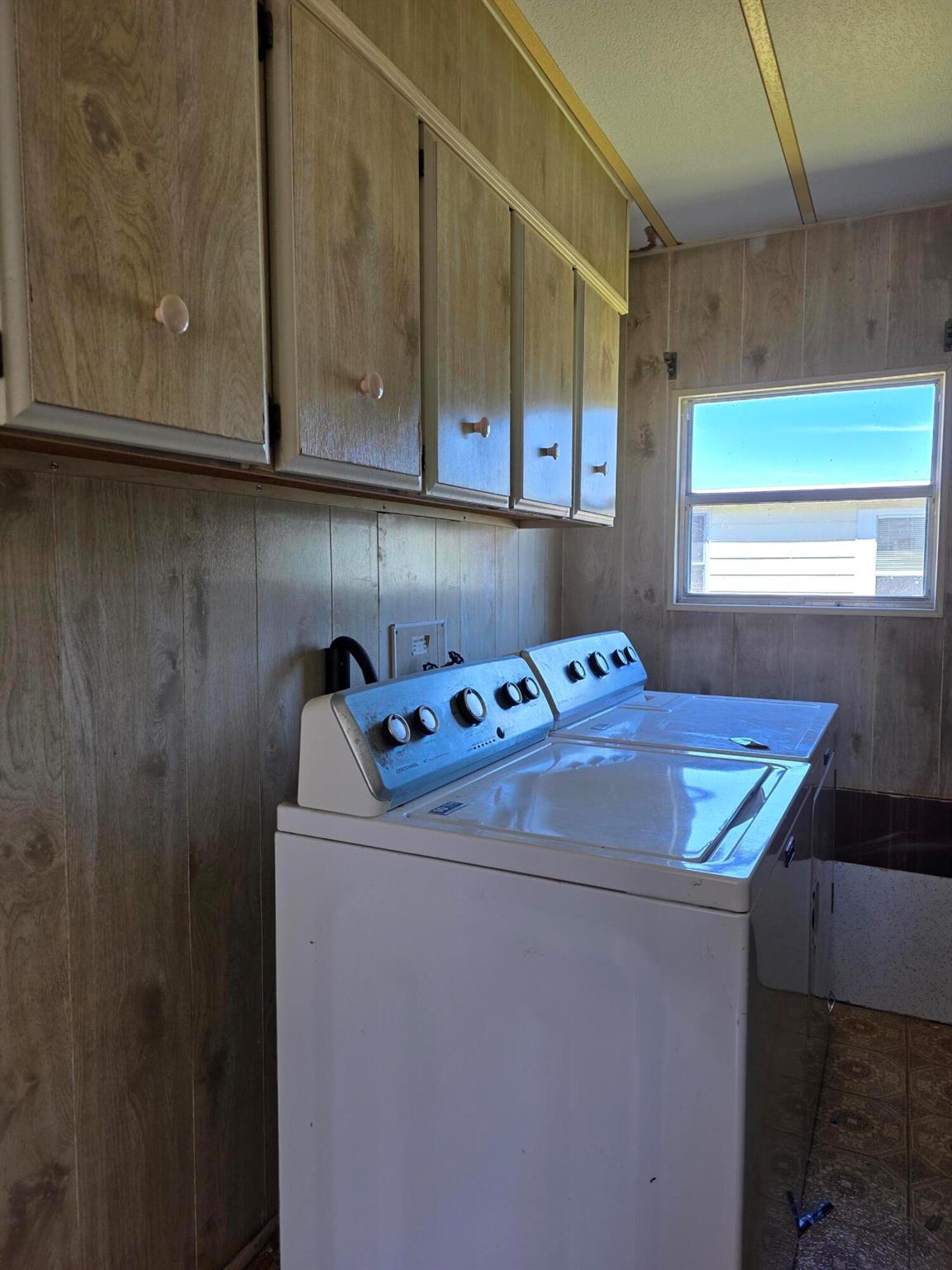 Spanish Lakes Golf Villag - Residential