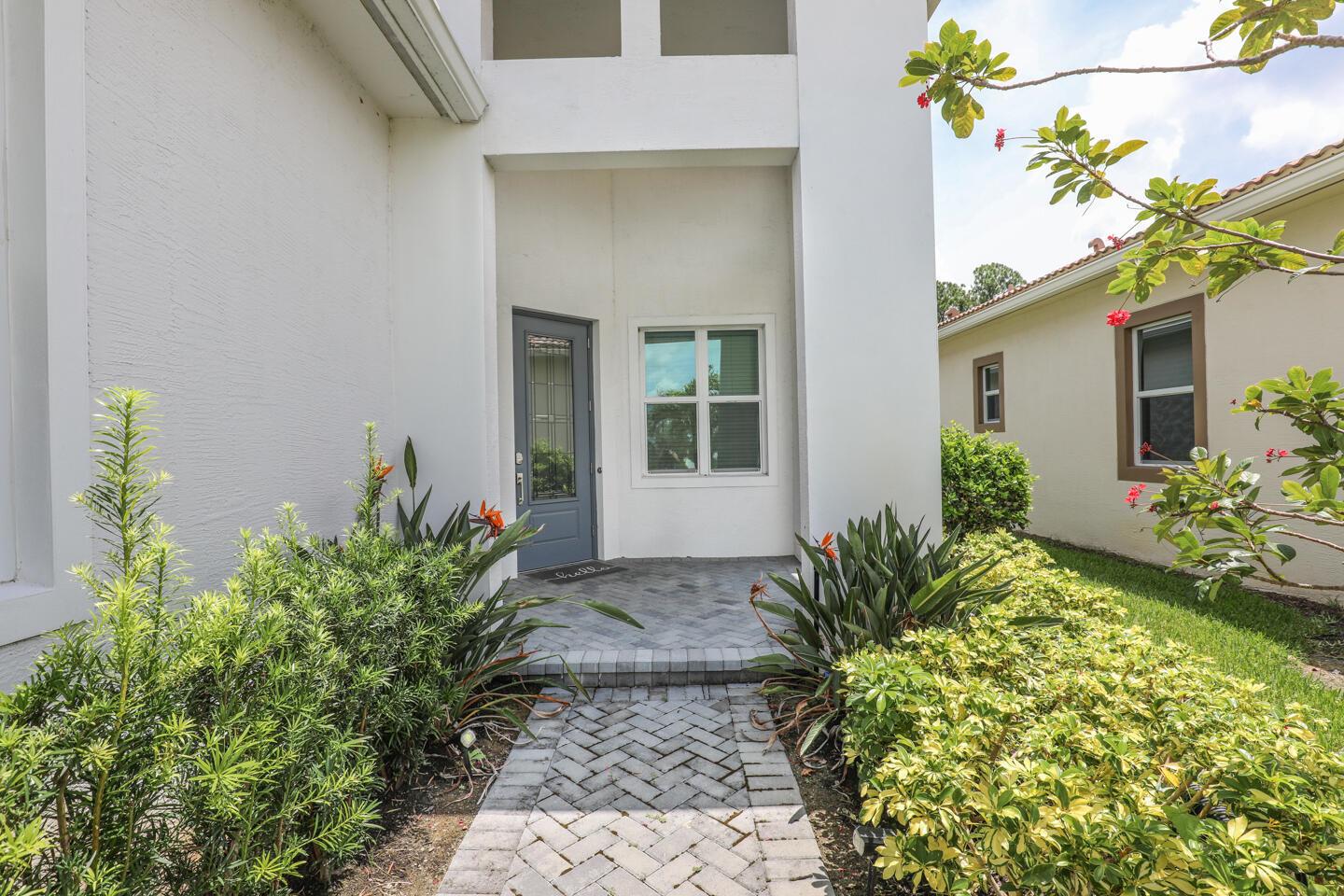 11587 SW Visconti Way, Port St Lucie, FL, 34986/$420,000 1 11587 SW Visconti Way