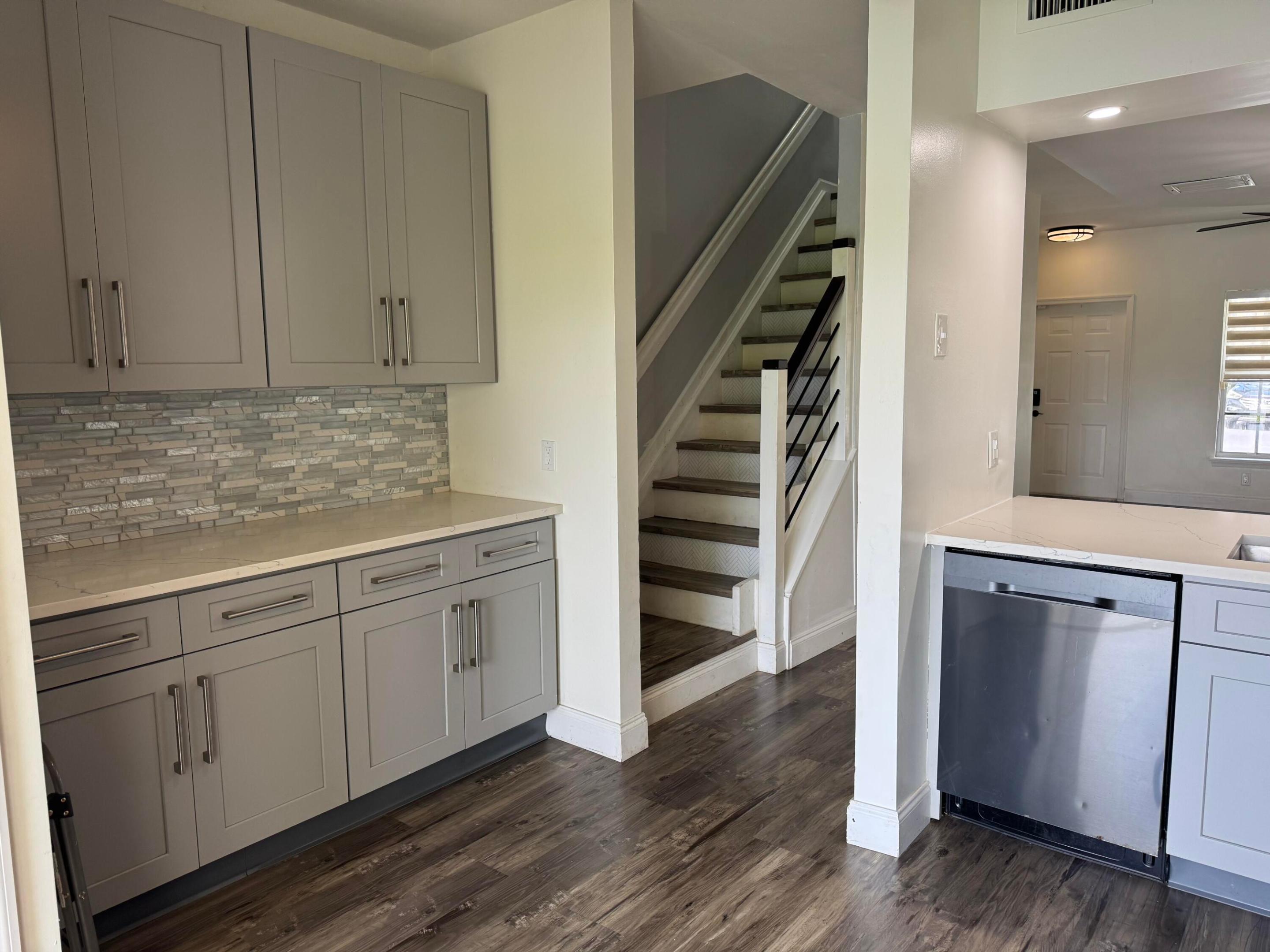 BANYAN OAKRIDGE COMMERCIAL PLAT - Residential