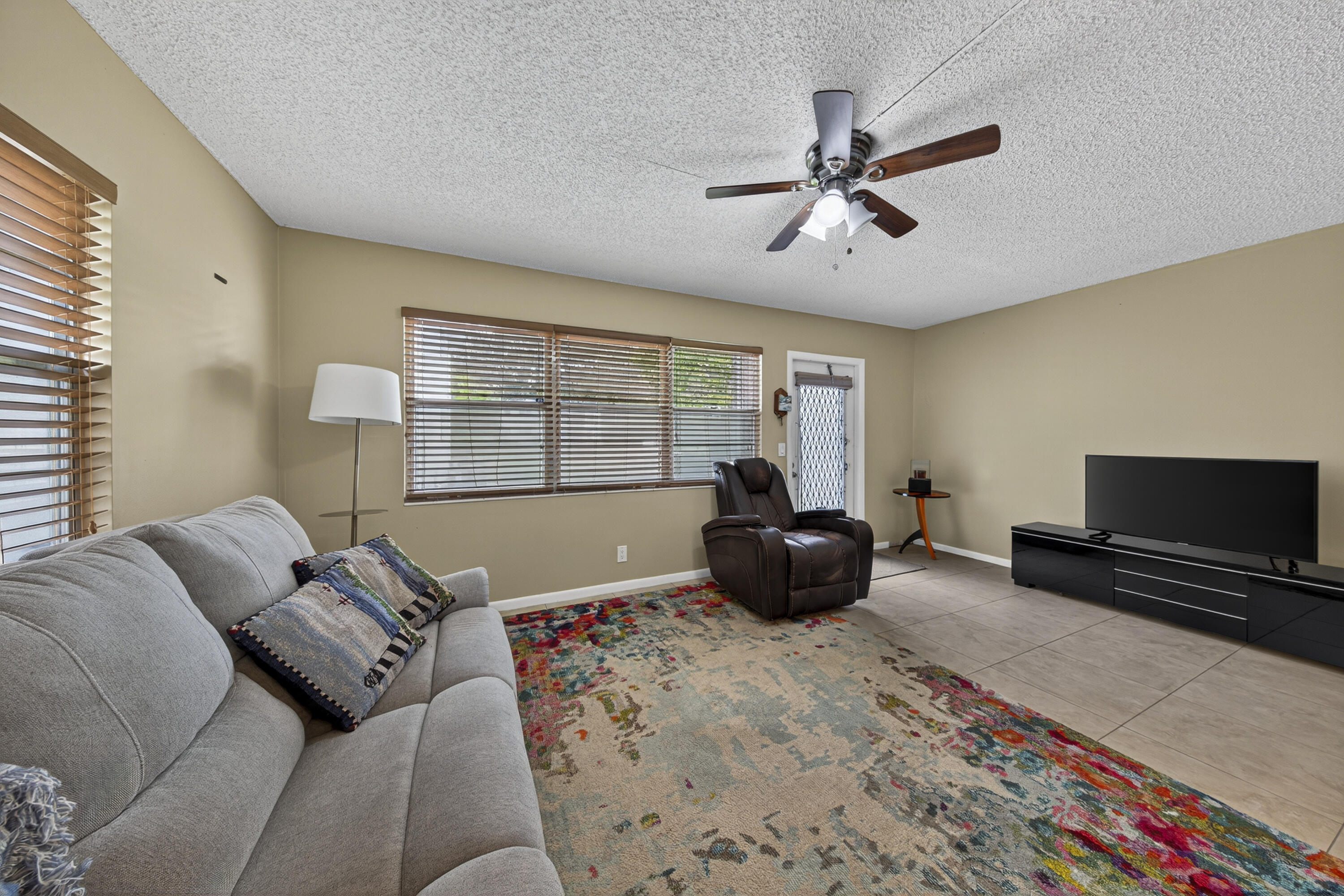 NEWPORT I CONDO - Residential