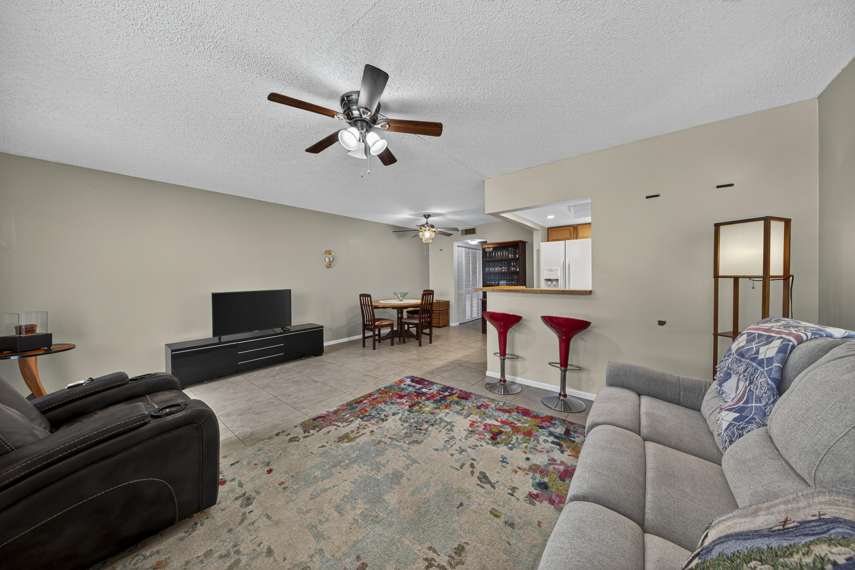 NEWPORT I CONDO - Residential