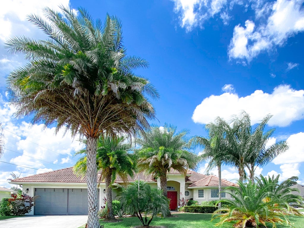 Photo of 1602 SW Cefalu Circle, Port Saint Lucie, FL 34953 (MLS # B26041515)