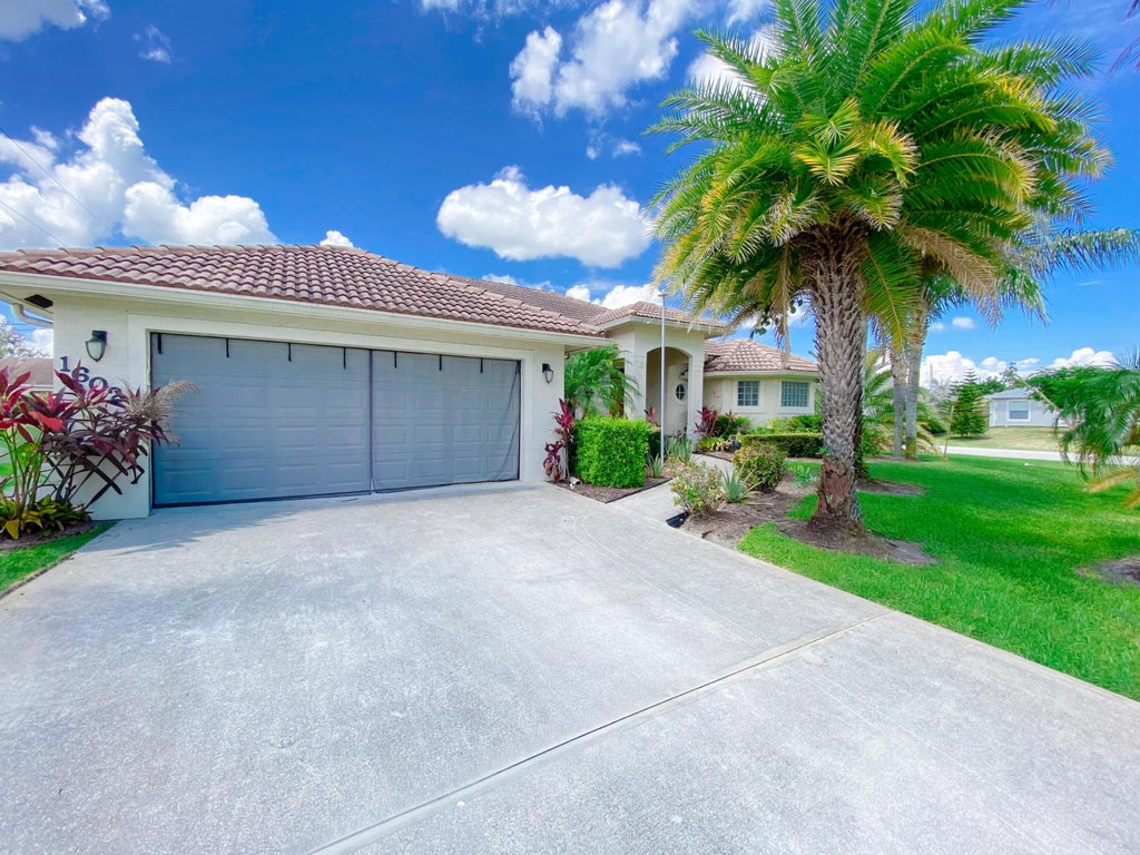 Photo of 1602 SW Cefalu Circle, Port Saint Lucie, FL 34953 (MLS # B26041515)