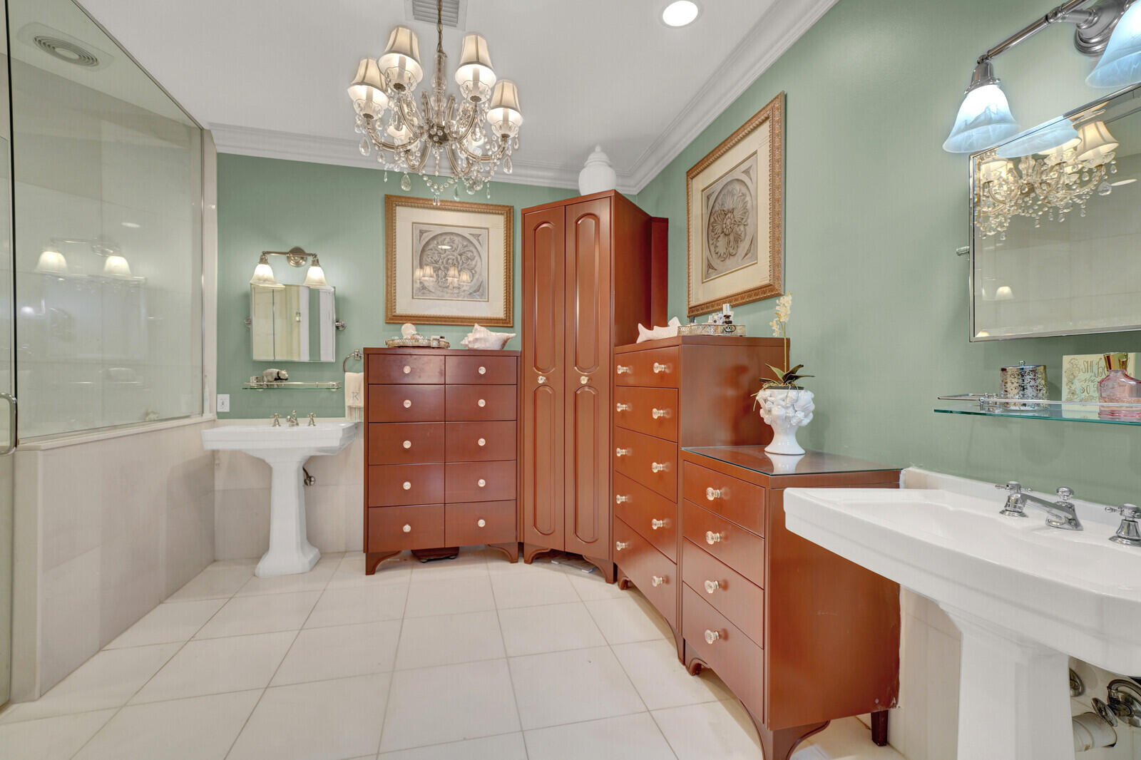 CARILLON CONDO - Residential