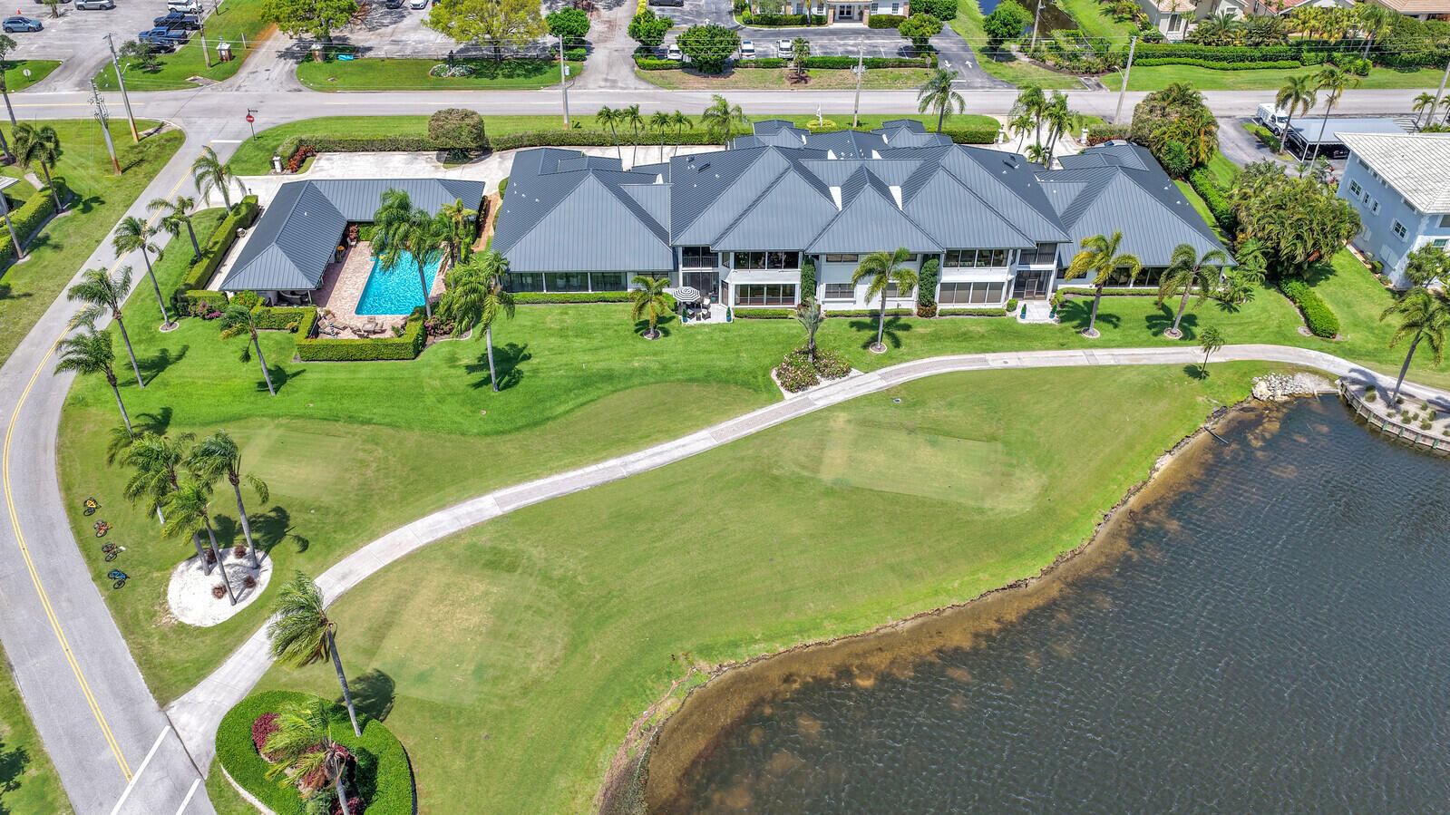 CARILLON CONDO - Residential