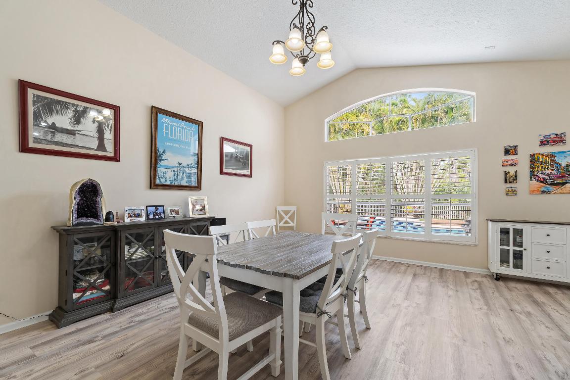 WILLOUGHBY (AKA WILLOUGHBY GLEN) - Residential