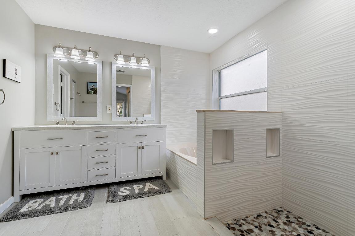 WILLOUGHBY (AKA WILLOUGHBY GLEN) - Residential