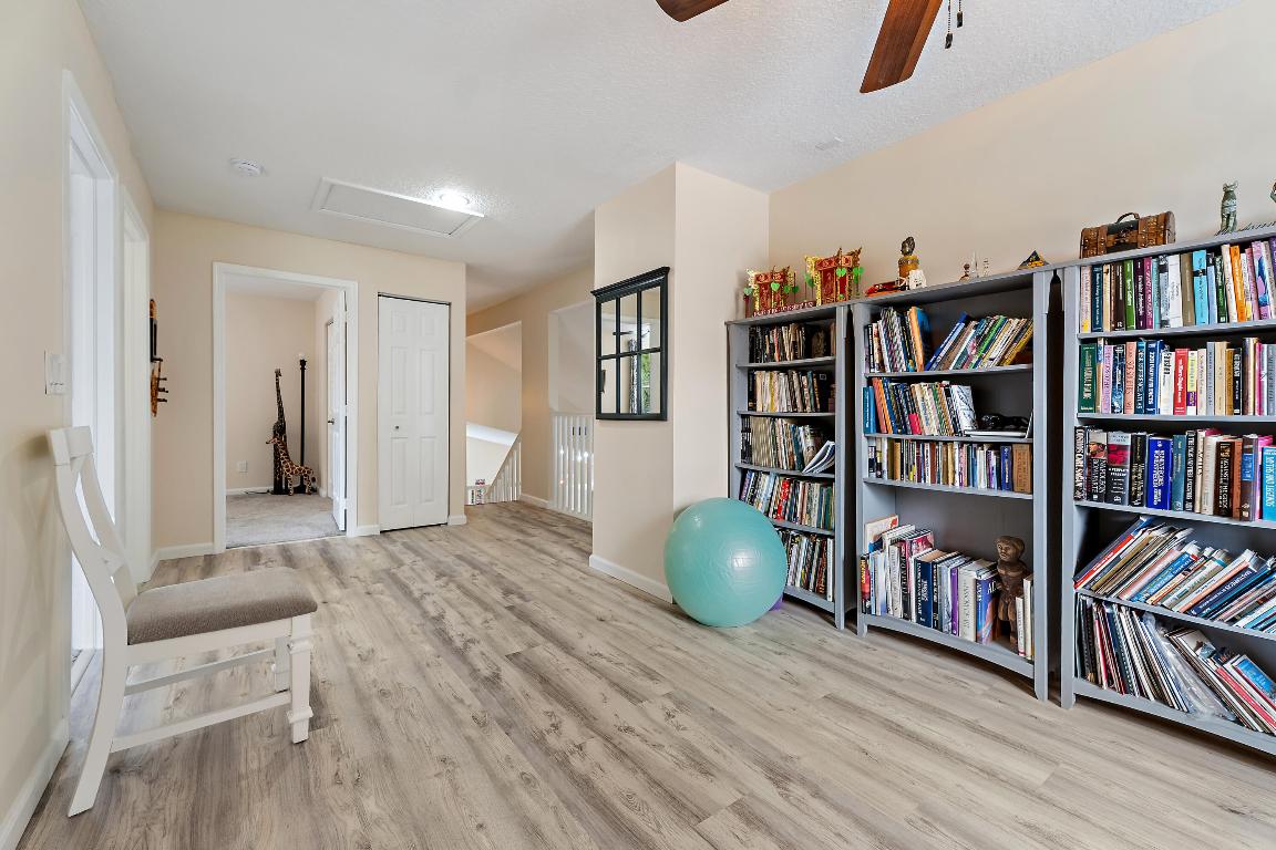 WILLOUGHBY (AKA WILLOUGHBY GLEN) - Residential