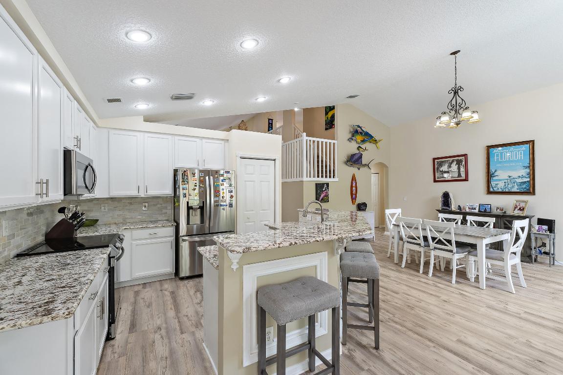 WILLOUGHBY (AKA WILLOUGHBY GLEN) - Residential