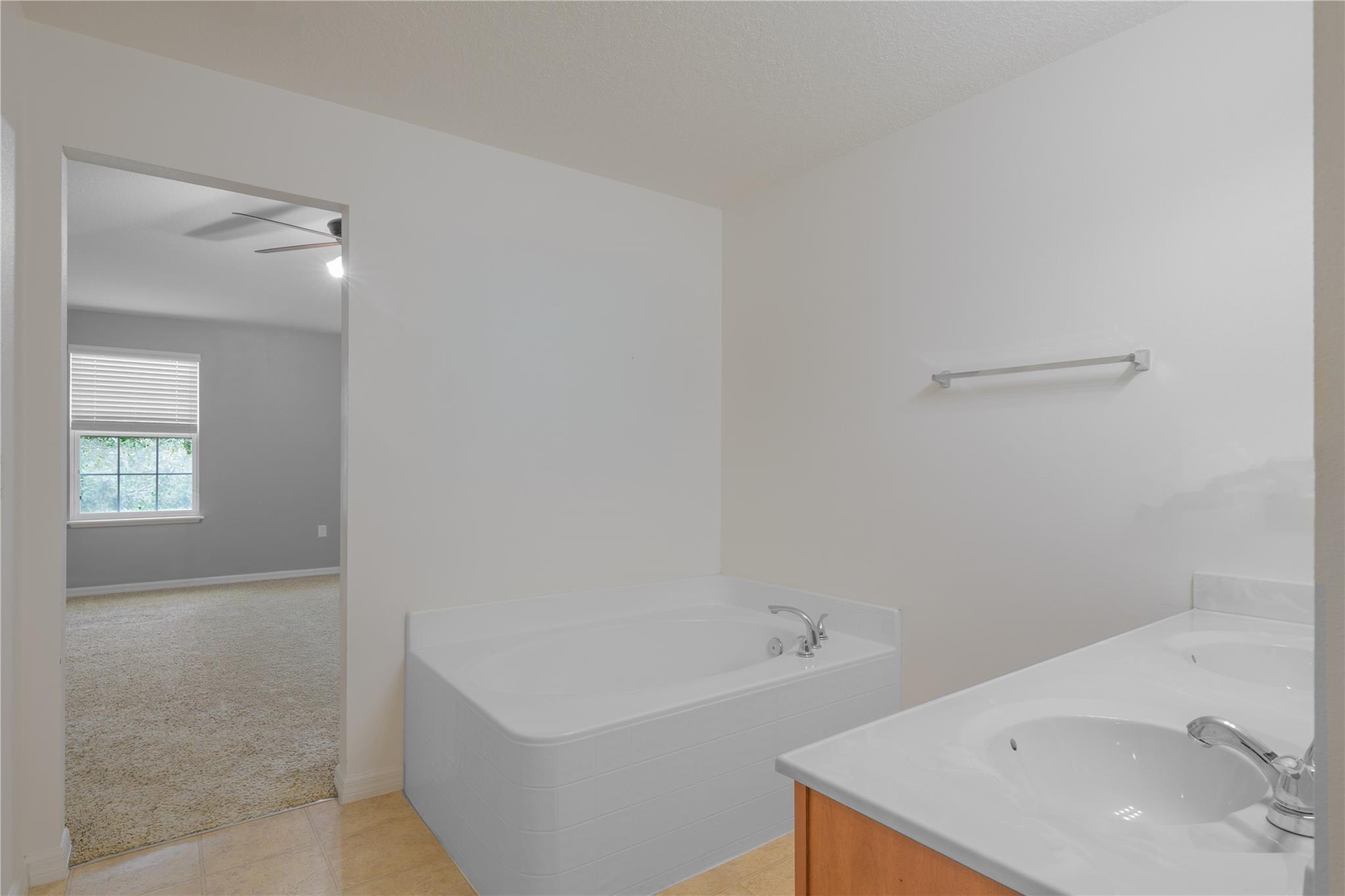 Winterlakes Tr H 1st Rep - Residential Lease