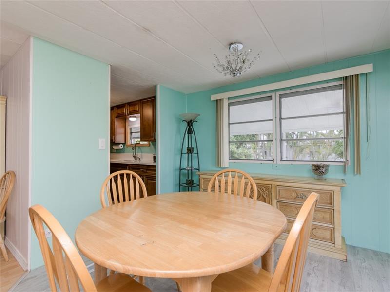 Ravenswood Estates & Mari - Residential