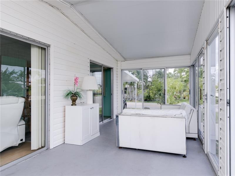Ravenswood Estates & Mari - Residential