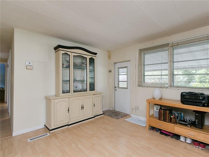 Ravenswood Estates & Mari - Residential