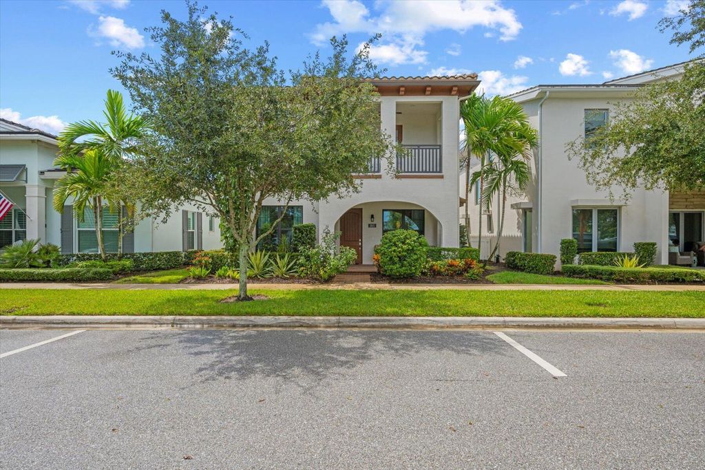 Photo of 1165 Faulkner Ter, Palm Beach Gardens, FL 33418 (MLS # R11066319)