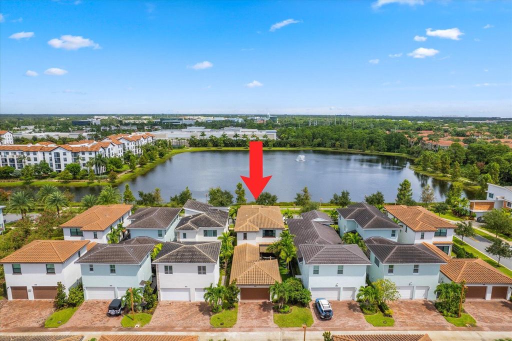 Photo of 1165 Faulkner Ter, Palm Beach Gardens, FL 33418 (MLS # R11066319)