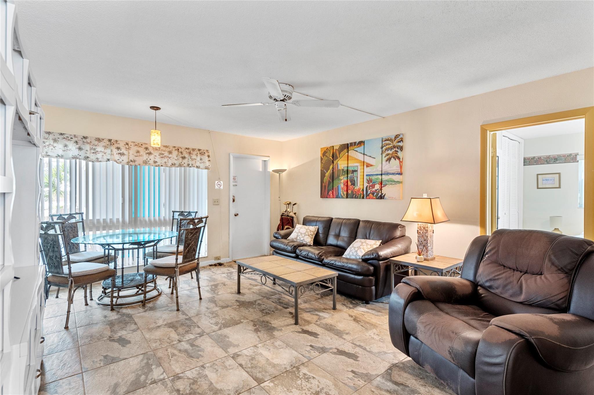 3225 NE 16th St 20A