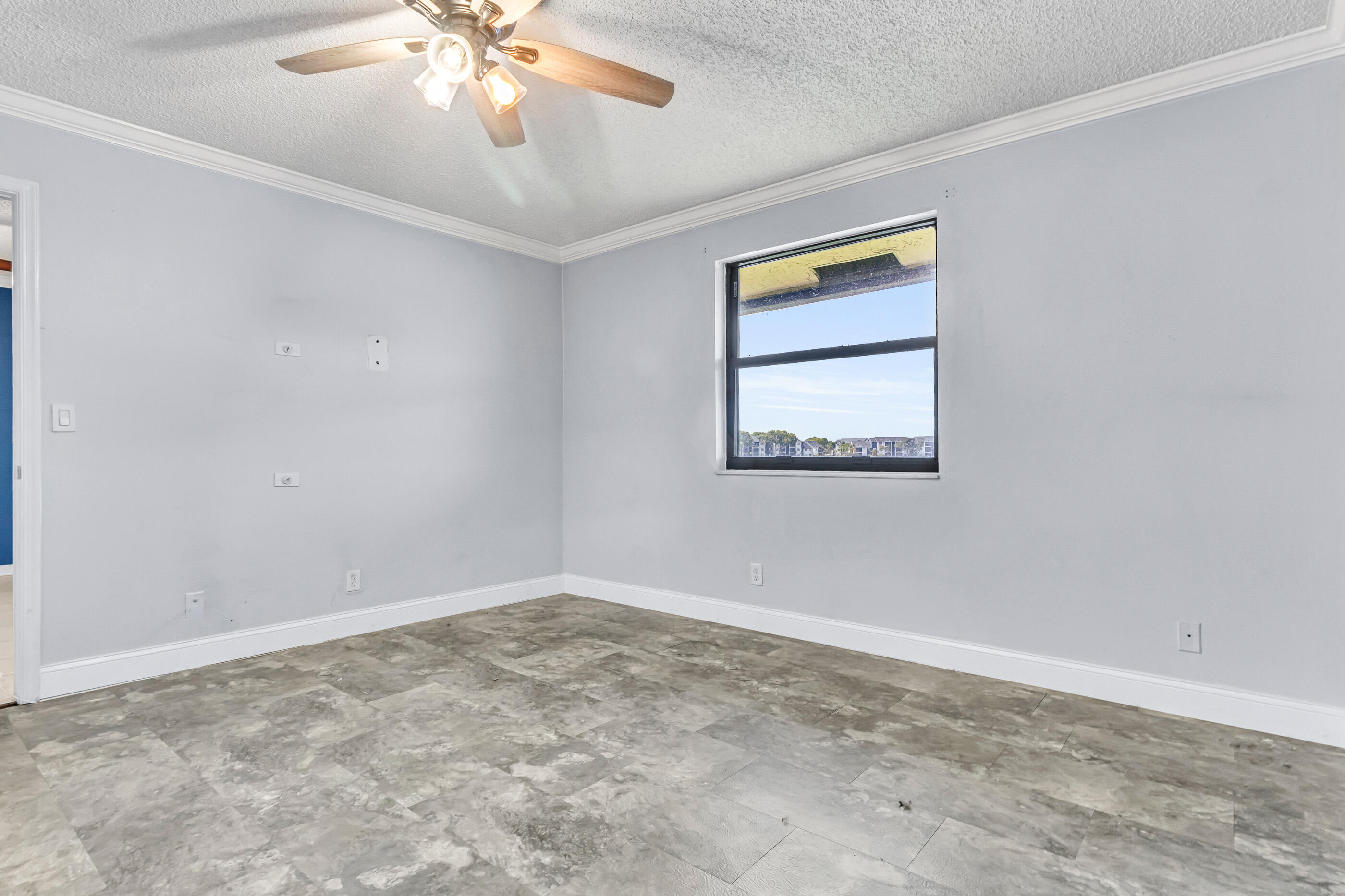 VIEWPOINTE CONDO - Residential