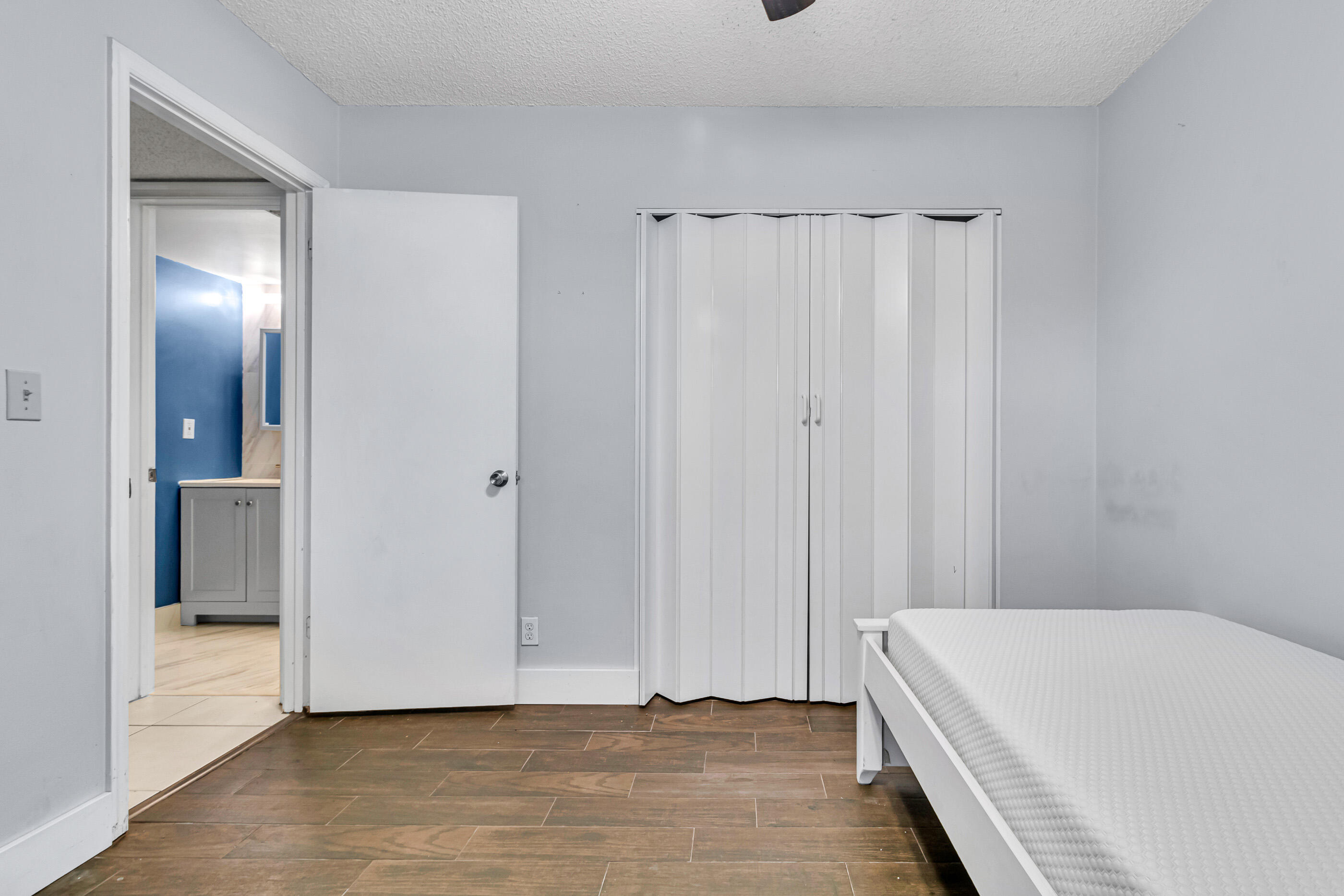 VIEWPOINTE CONDO - Residential