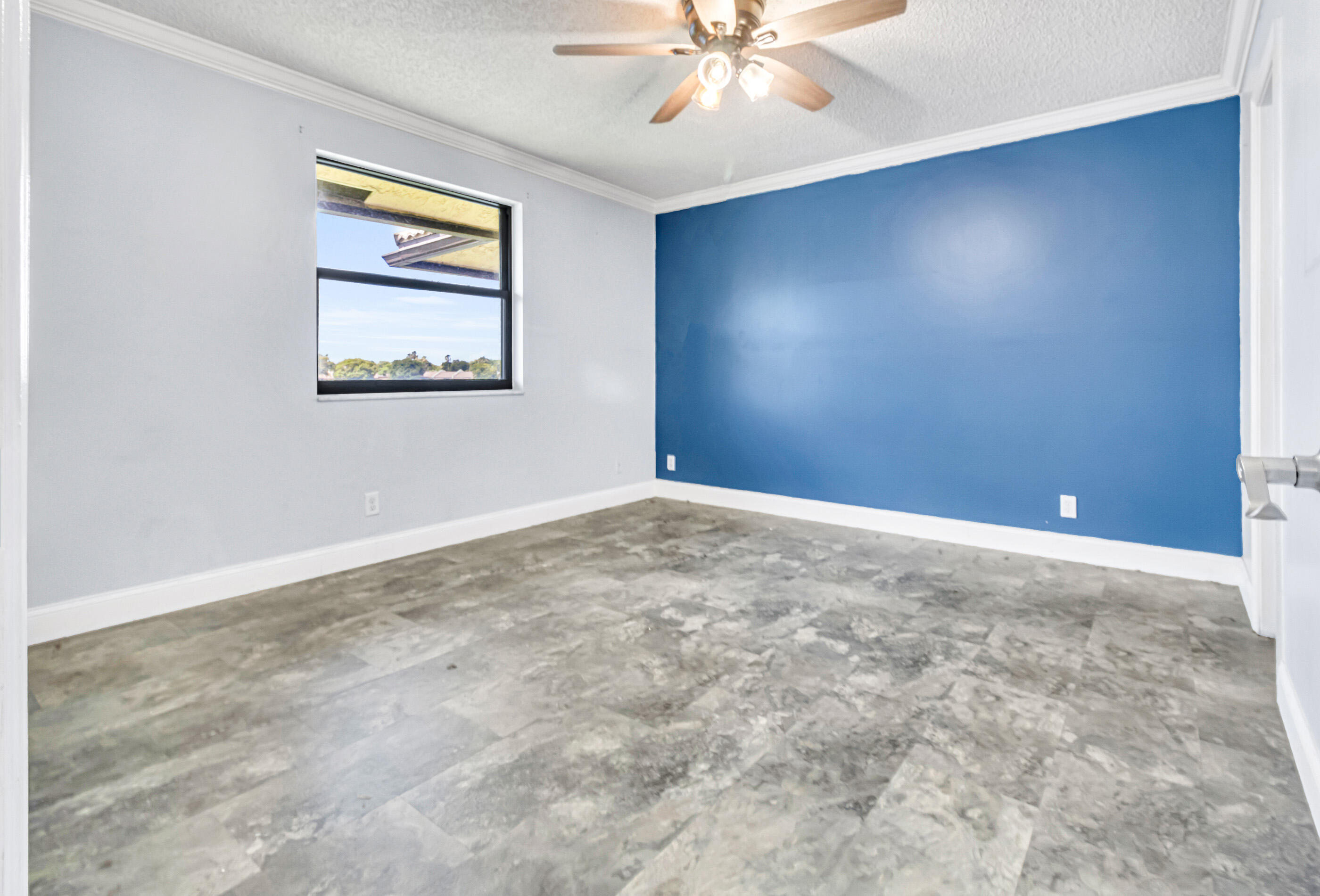VIEWPOINTE CONDO - Residential