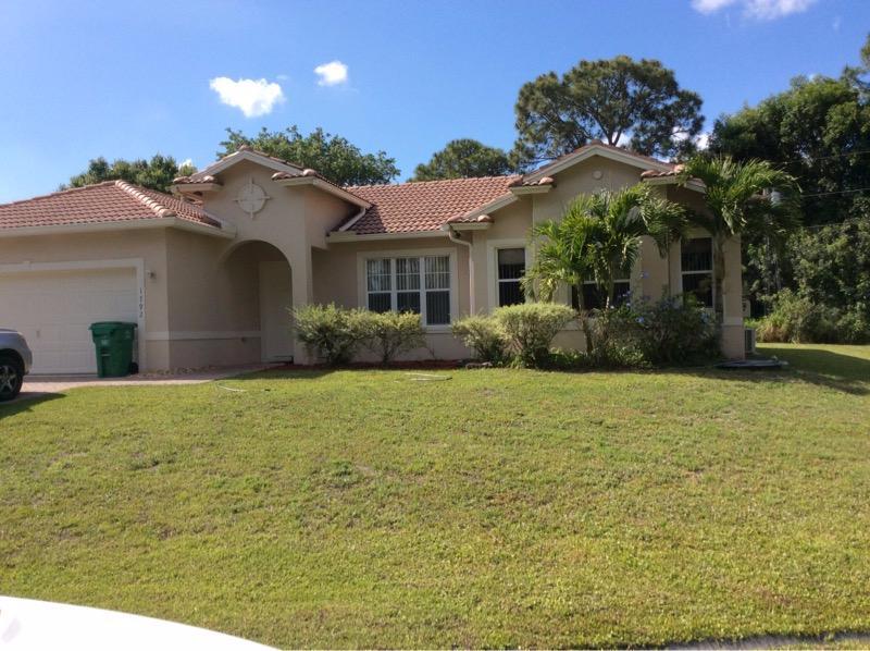 Photo of 1792 SW Cannon Avenue Ave, Port Saint Lucie, FL 34953 (MLS # R10814269)