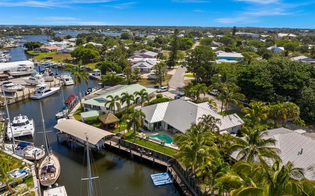 Photo of 4037 SE Barcelona Street, Stuart, FL 34997 (MLS # R10719155)