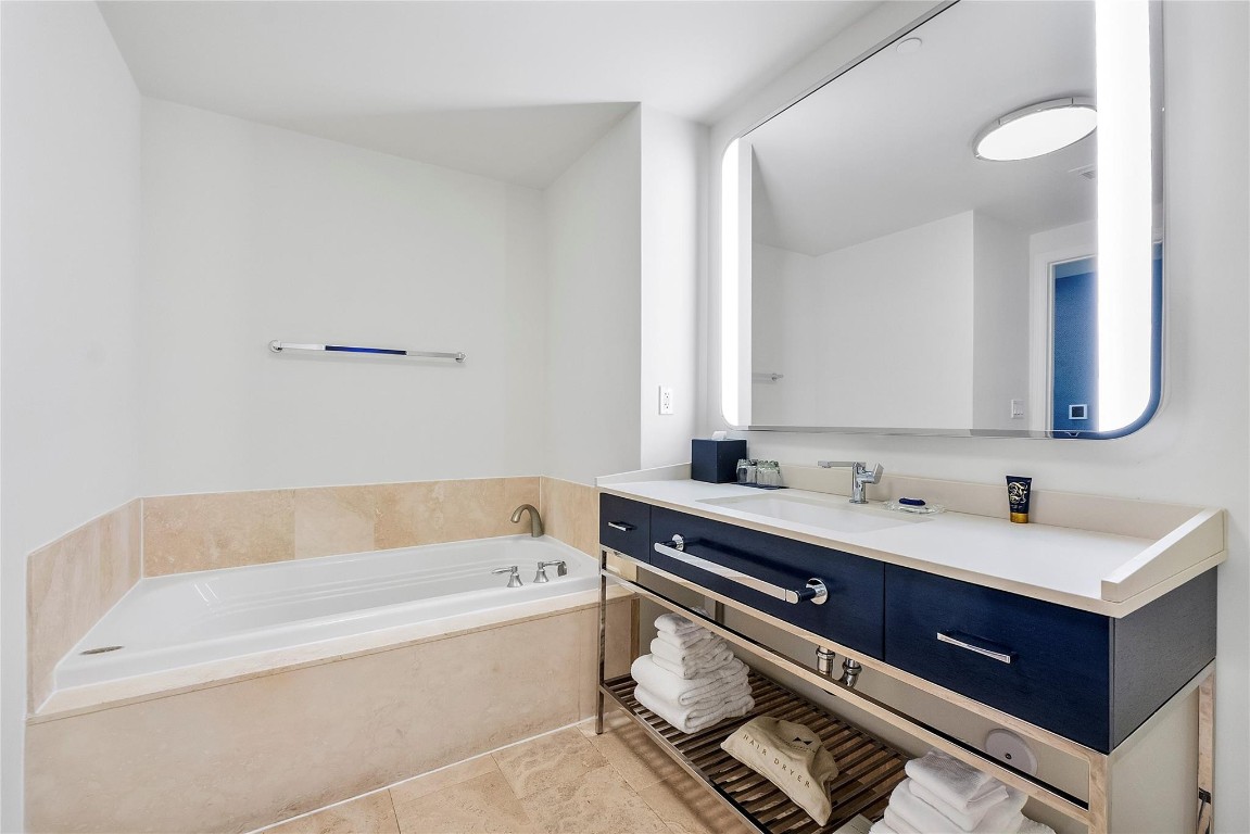 Fontainebleau - Residential