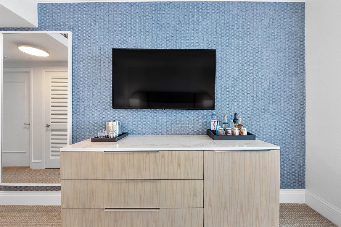 Fontainebleau - Residential