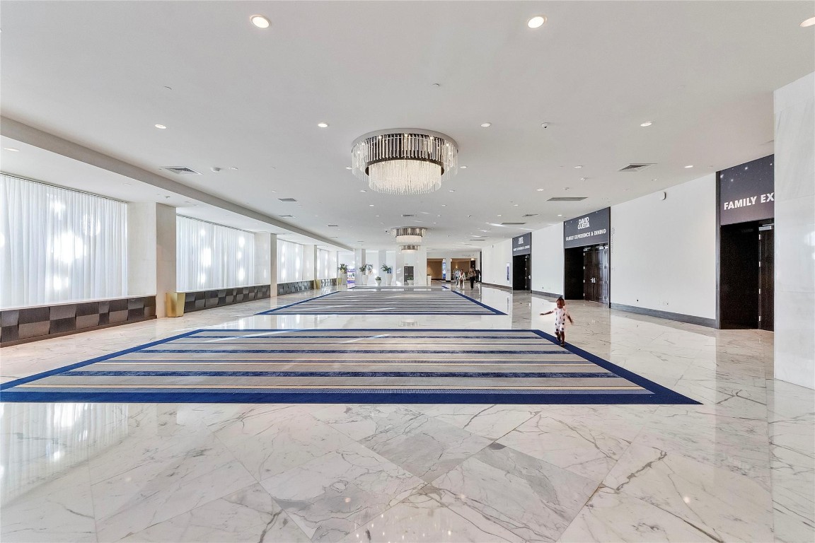 Fontainebleau - Residential