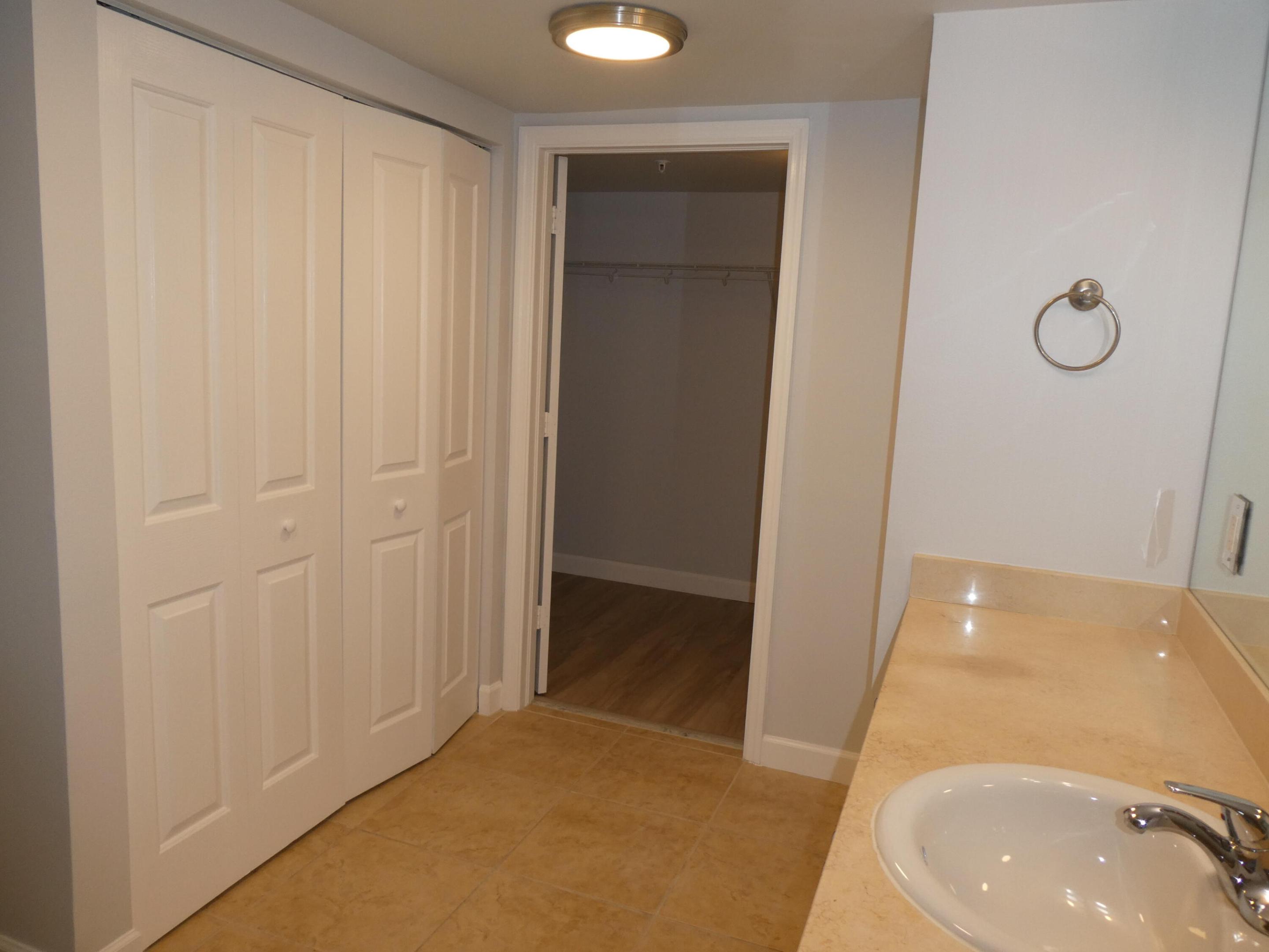 PRADO CONDO - Residential Lease