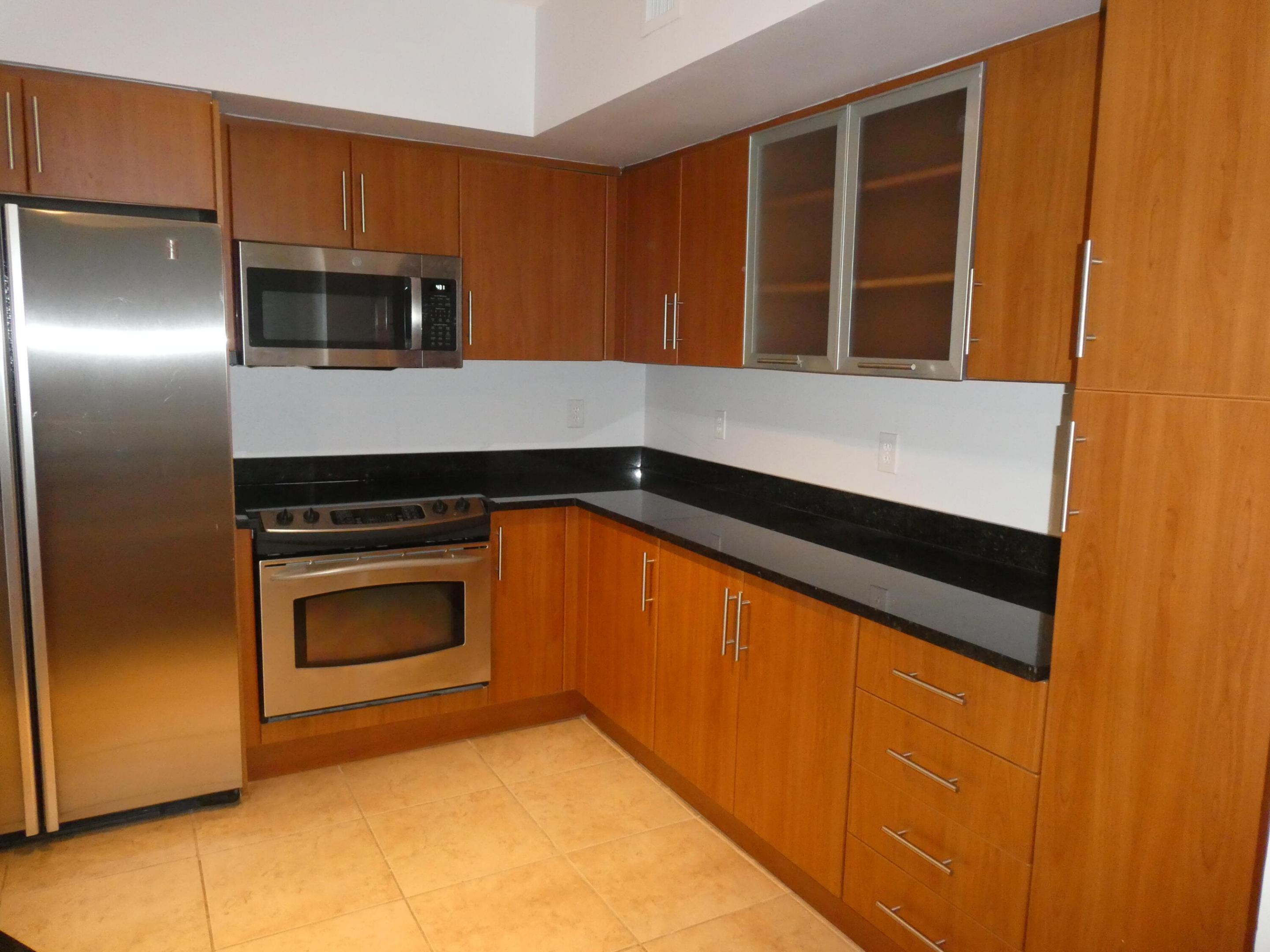 PRADO CONDO - Residential Lease