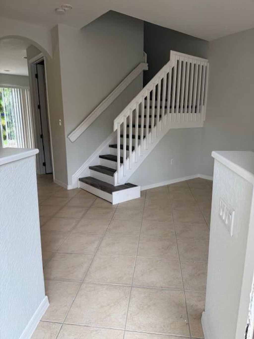 Photo of 232 Lake Monterey Circle, Boynton Beach, FL 33426 (MLS # R11080327)